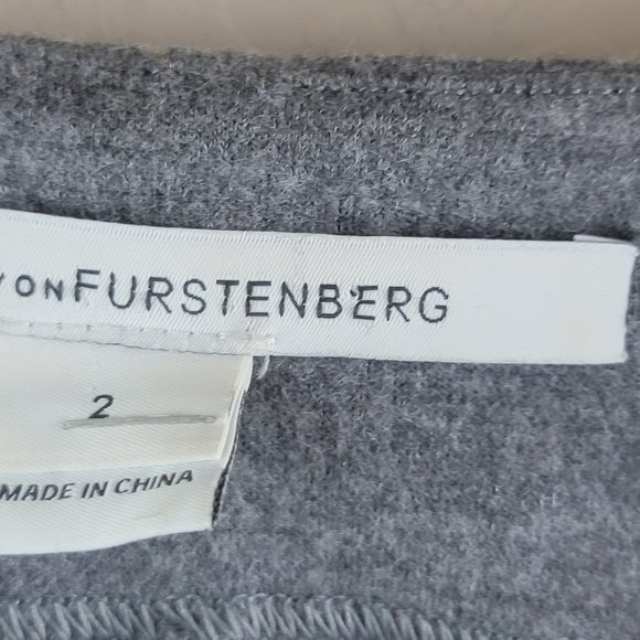 Diane Von Furstenberg Aurora Dress size 2 - Picture 8 of 11